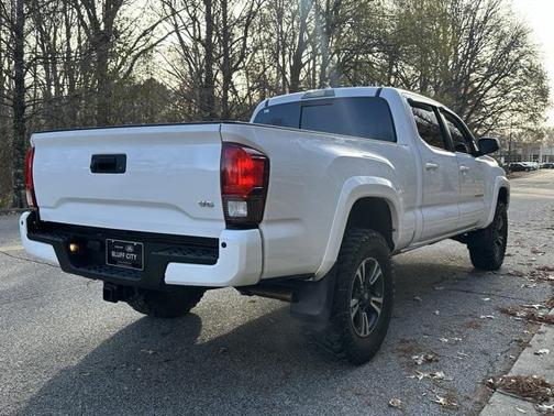 2018 Toyota Tacoma TRD Sport