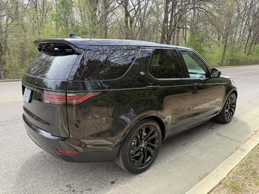 2025 Land Rover Discovery Dynamic SE