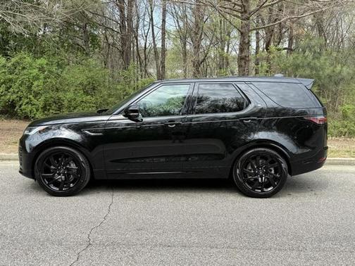 2025 Land Rover Discovery Dynamic SE