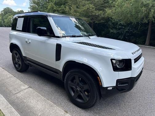 2024 Land Rover Defender X-Dynamic SE