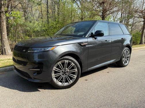 2026 Land Rover Range Rover Sport SE