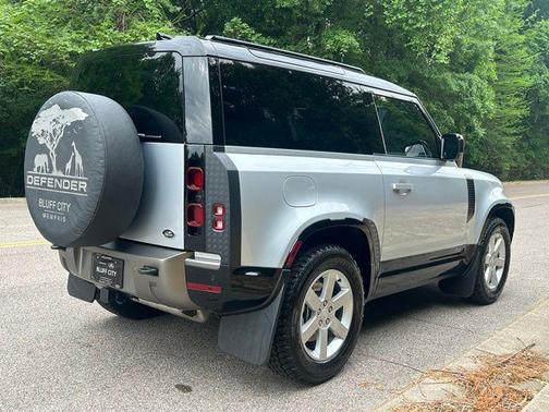 Hakuba Silver Metallic 2021 Land Rover Defender X-Dynamic S