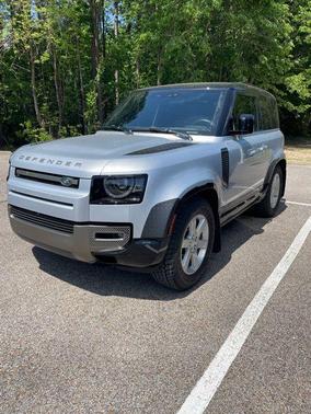 Hakuba Silver Metallic 2021 Land Rover Defender X-Dynamic S