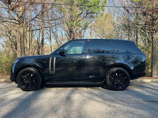 2026 Land Rover Range Rover SE