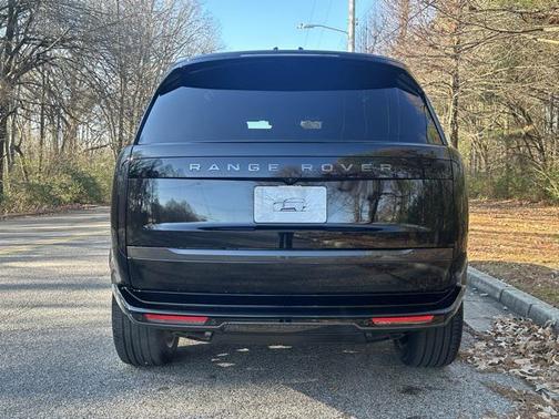 2026 Land Rover Range Rover SE