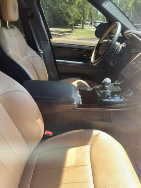 Santorini Black Metallic 2023 Land Rover Range Rover Sport SE