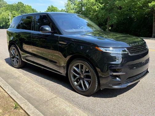 Santorini Black Metallic 2023 Land Rover Range Rover Sport SE