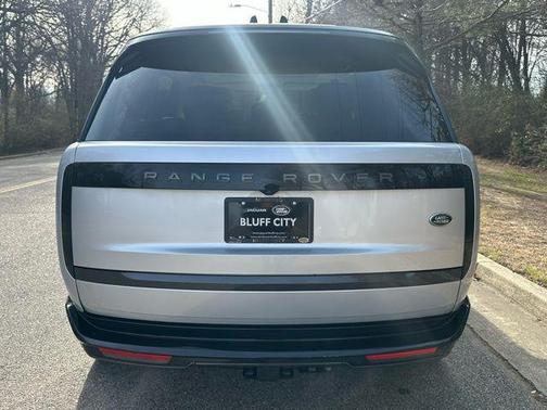 2023 Land Rover Range Rover SE