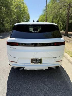 2024 Land Rover Range Rover Sport SE