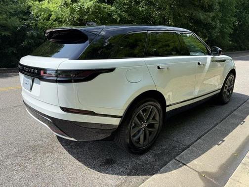 2026 Land Rover Range Rover Velar P250 SE R-Dynamic
