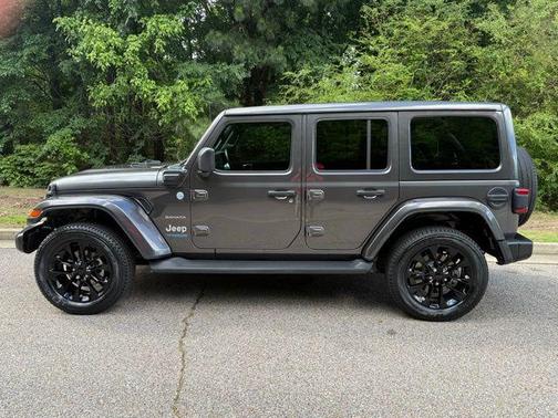 Granite Crystal Metallic Clearcoat 2022 Jeep Wrangler Unlimited 4xe Sahara