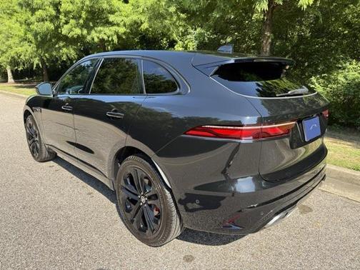 2026 Jaguar F-PACE P400 R-Dynamic S