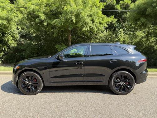 2026 Jaguar F-PACE P400 R-Dynamic S