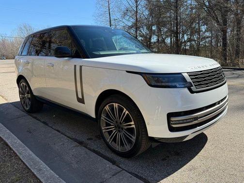 2026 Land Rover Range Rover SE