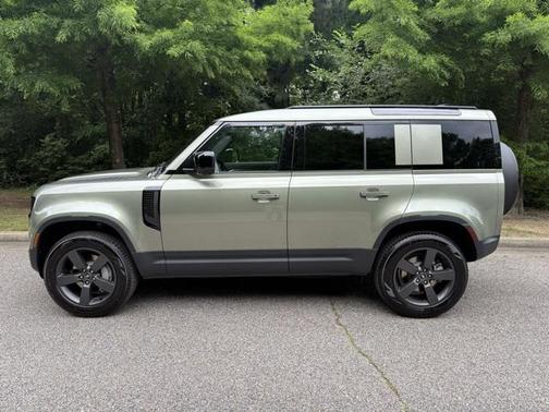 2025 Land Rover Defender S