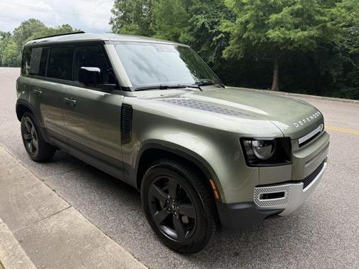 2025 Land Rover Defender S