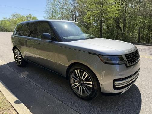 2025 Land Rover Range Rover SE