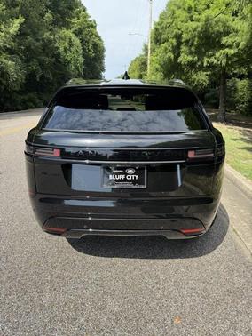 2025 Land Rover Range Rover Velar P250 SE R-Dynamic