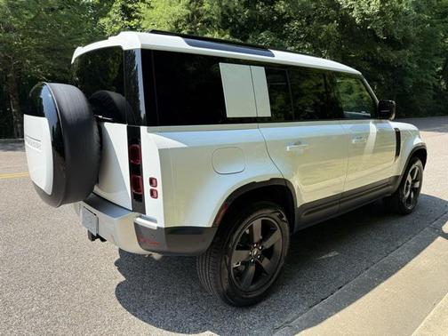 2025 Land Rover Defender S