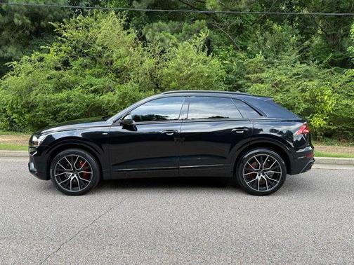 Orca Black Metallic 2020 Audi Q8 55 Prestige