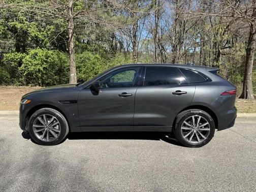 2026 Jaguar F-PACE P250
