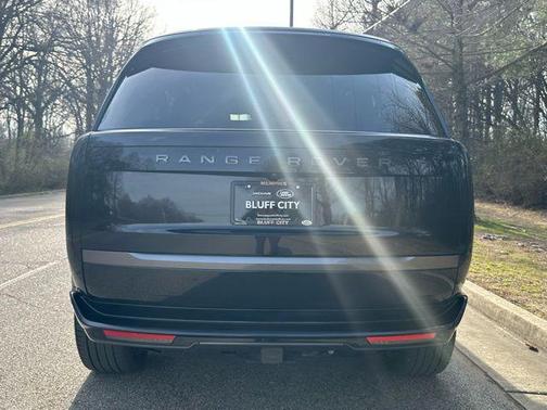 2025 Land Rover Range Rover SE