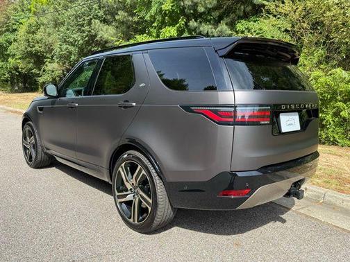 Grey 2026 Land Rover Discovery Tempest Edition