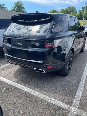Santorini Black Metallic 2022 Land Rover Range Rover Sport HSE Silver Edition