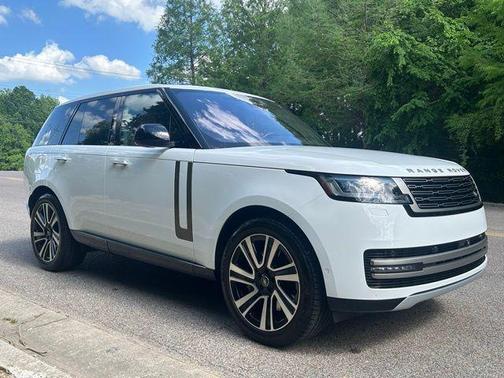 2023 Land Rover Range Rover SE