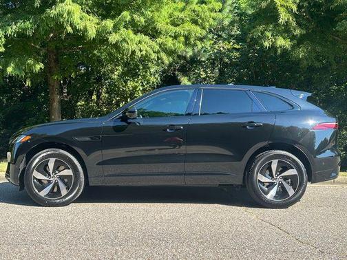 Santorini Black 2026 Jaguar F-PACE P250 R-Dynamic S