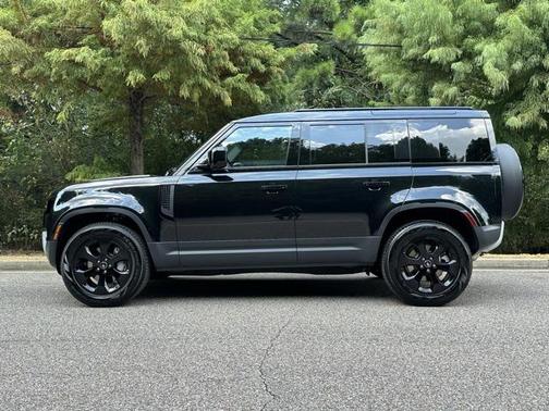 2025 Land Rover Defender S
