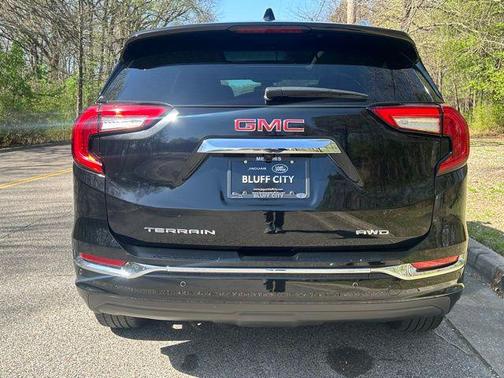 2024 GMC Terrain Denali
