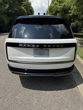 2025 Land Rover Range Rover SE