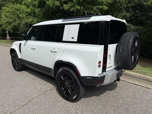 2024 Land Rover Defender S