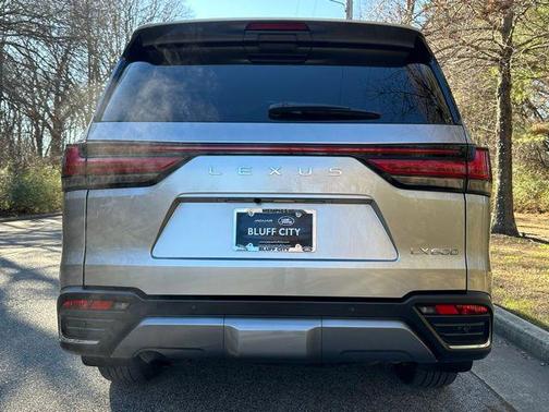 2024 Lexus LX 600 Luxury