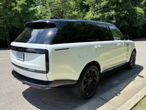 White 2026 Land Rover Range Rover SE