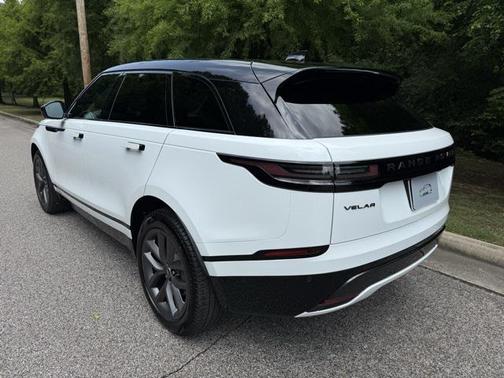 2026 Land Rover Range Rover Velar P250 SE R-Dynamic