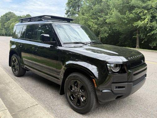Santorini Black 2026 Land Rover Defender X-Dynamic SE