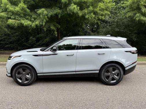 2025 Land Rover Range Rover Velar P250 SE R-Dynamic