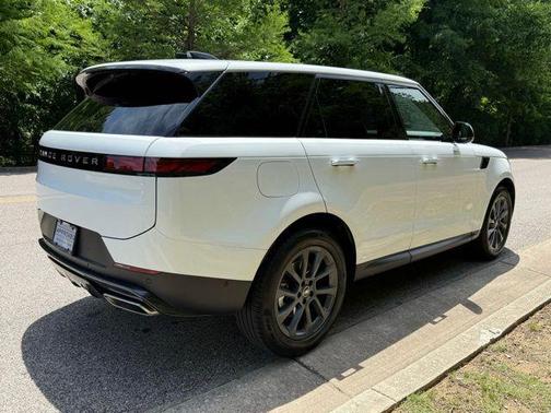 Fuji White 2025 Land Rover Range Rover Sport S