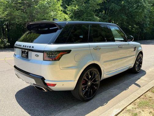 Hakuba Silver Metallic 2022 Land Rover Range Rover Sport HST