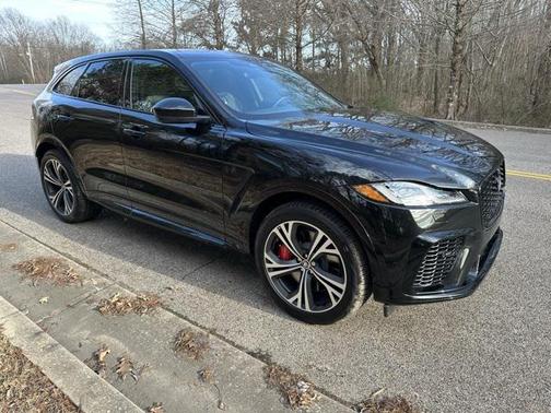 2025 Jaguar F-PACE SVR