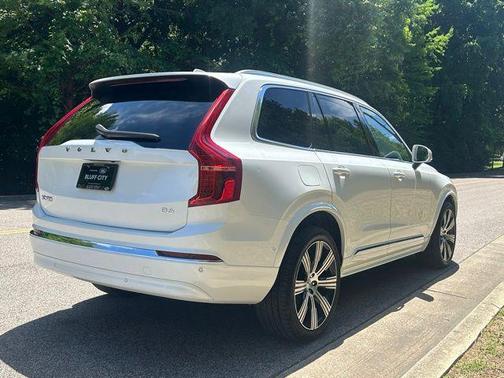 Crystal White 2023 Volvo XC90 Ultimate