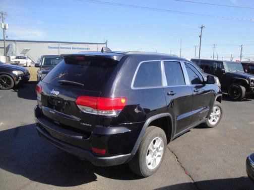 Diamond Black 2017 Jeep Grand Cherokee Laredo
