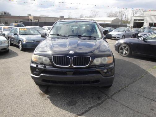 Black Sapphire Metallic 2005 BMW X5 3.0i