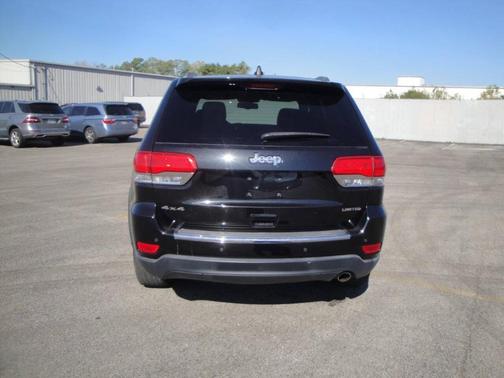 Brilliant Black Crystal Pearlcoat 2015 Jeep Grand Cherokee Limited