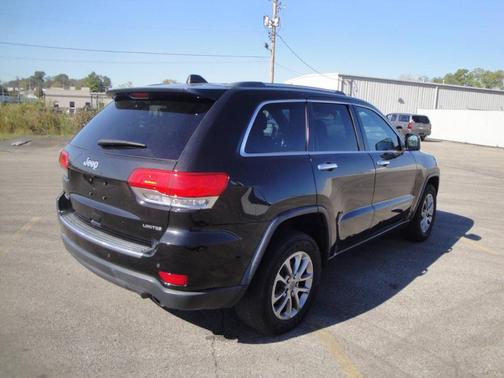Brilliant Black Crystal Pearlcoat 2015 Jeep Grand Cherokee Limited