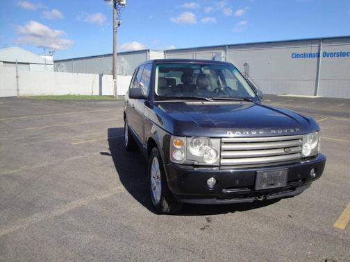 Gray 2004 Land Rover Range Rover HSE