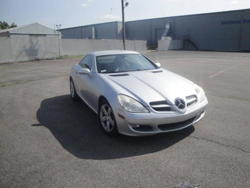 Diamond Silver Metallic 2007 Mercedes-Benz SLK-Class