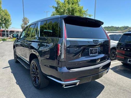 2024 Cadillac Escalade Premium Luxury